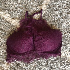 VICTORIA SECRET HALTER LACEY BRA
